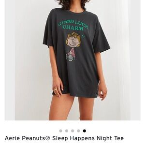 ISO Aerie sleep tee